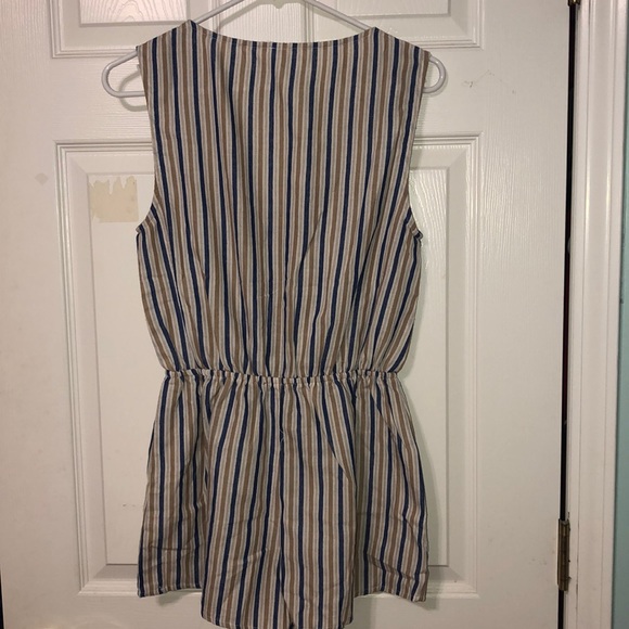 Romper! - Picture 3 of 3